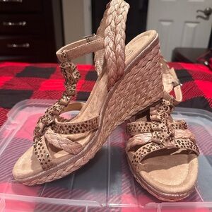 NWT Impo Tan Braided Wedge Sandals